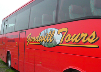 bus lettering with digital image