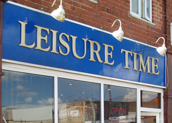 Front lit illuminated sign 